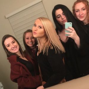 Meet your Posher, Annie